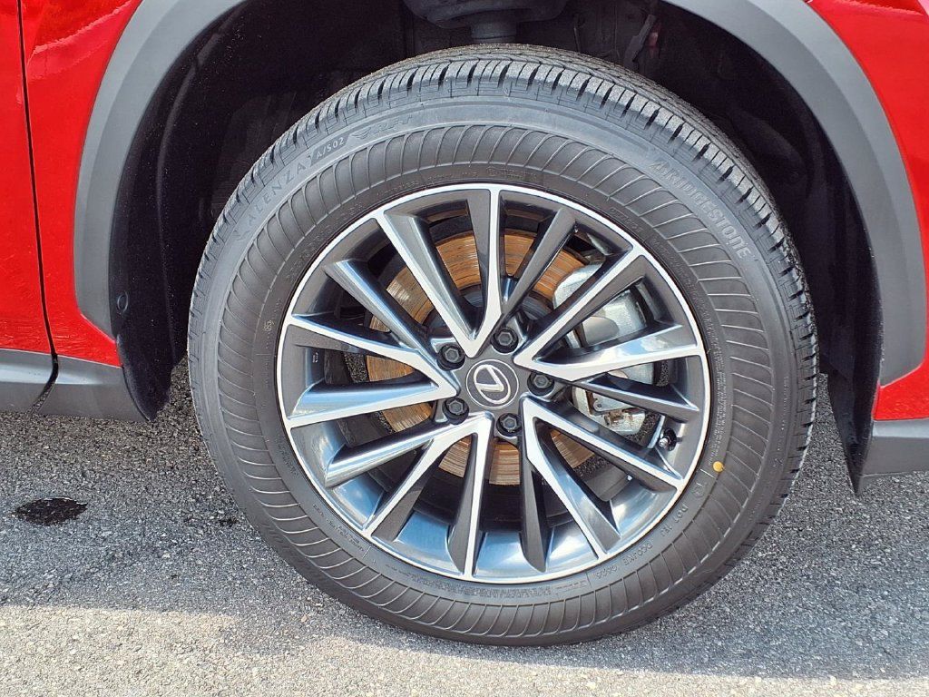 Used 2024 Lexus NX 350h AWD image 11