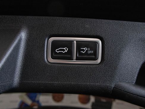 Used 2025 Kia Sorento EX image 25