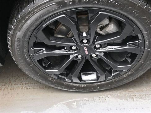 Used 2022 GMC Terrain SLE w/ Driver Convenience Package image 30