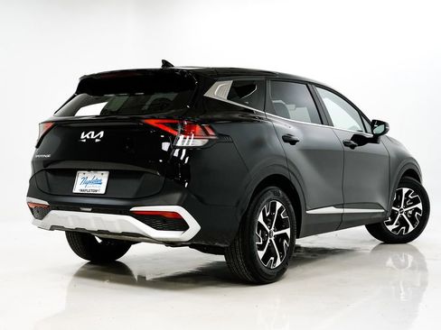 Certified 2025 Kia Sportage EX image 30