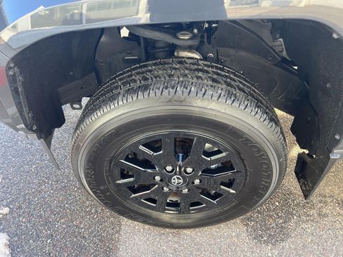 Used 2024 Toyota Tacoma SR image 9