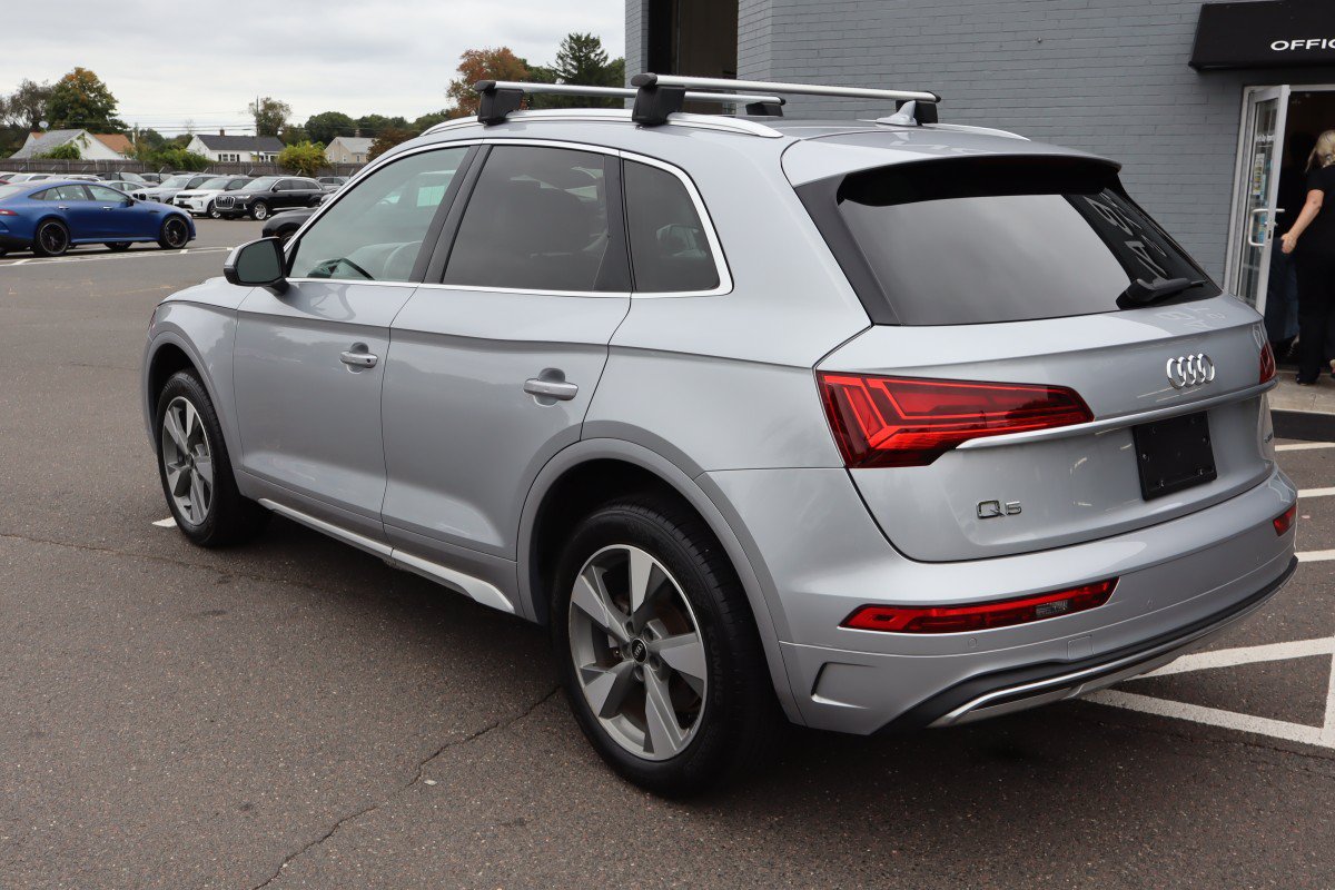 Used 2023 Audi Q5 2.0T Premium Plus w/ Premium Plus Package AWD/4WD image 9
