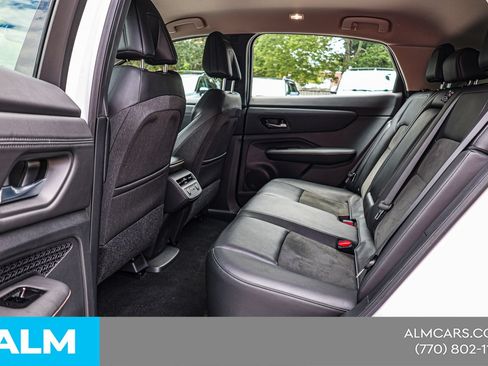 Used 2024 Nissan Ariya FWD image 18
