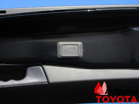 Certified 2025 Toyota RAV4 XLE w/ Convenience Package image 7