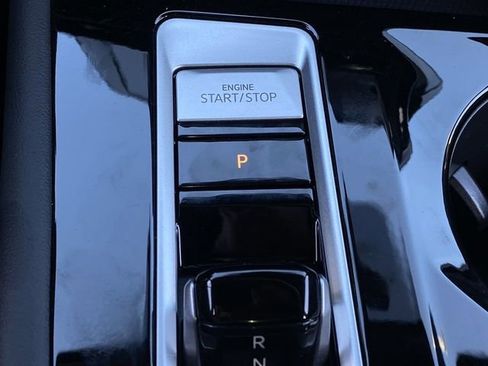 New 2025 Volkswagen Atlas Cross Sport SEL image 19