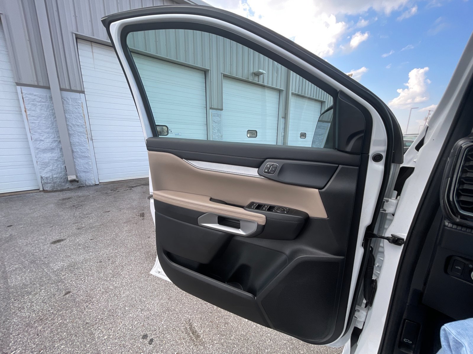Used 2024 Ford Ranger Lariat AWD/4WD image 12