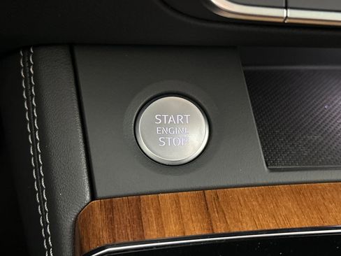 Used 2023 Audi Q5 e Premium Plus w/ Premium Plus Package image 21