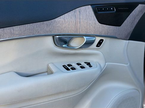 Used 2023 Volvo XC90 B6 Plus w/ Protection Package Premier image 17