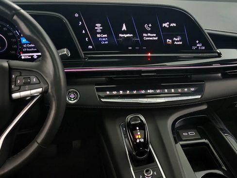Certified 2024 Cadillac Escalade Sport w/ LPO, ONYX Package AWD/4WD image 21
