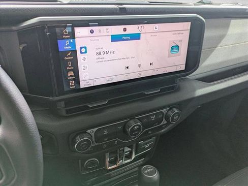 New 2026 Jeep Gladiator Sport AWD/4WD image 11