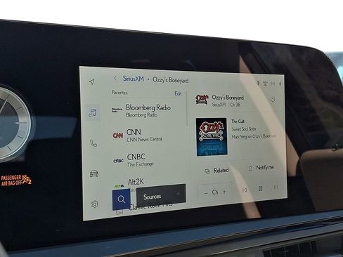 Used 2024 Lexus ES 350 w/ Premium Package image 18