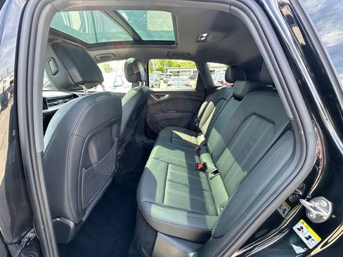 Used 2023 Audi Q4 e-tron Premium Plus w/ Premium Plus image 22