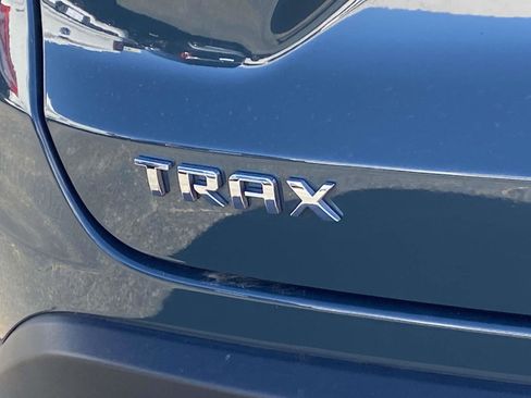 Used 2025 Chevrolet Trax LT image 41