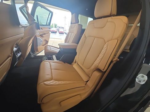 Used 2023 Jeep Grand Cherokee L Summit AWD/4WD image 24