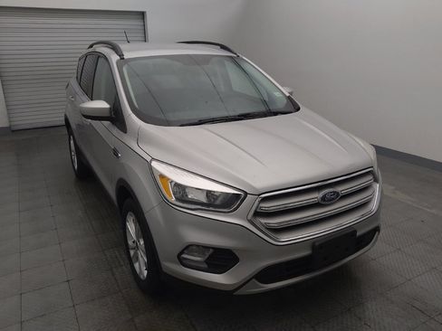 Used 2018 Ford Escape SE w/ SE Sync 3 Package AWD/4WD image 14