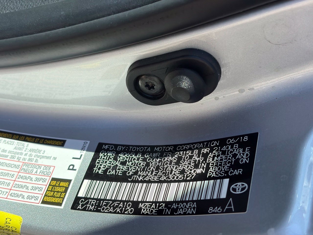 Used 2019 Toyota Corolla SE w/ Carpet Mat Package FWD image 13