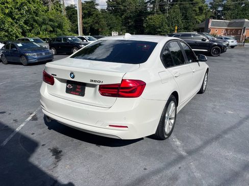 Used 2016 BMW 320i xDrive Sedan w/ Driver Assistance Package AWD/4WD image 6