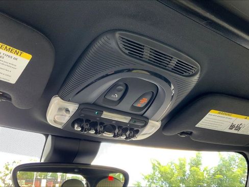 Certified 2024 MINI Cooper SE w/ MINI Resolute Edition image 34