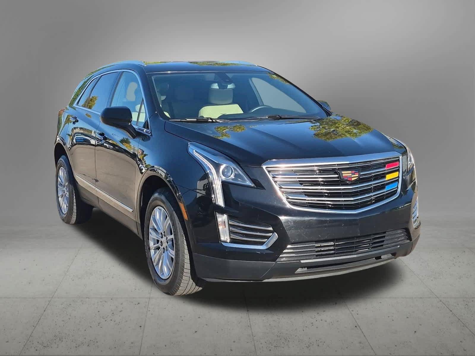 Used 2018 Cadillac XT5 AWD image 8