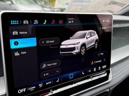 New 2026 Volkswagen Tiguan SE R-Line FWD image 17