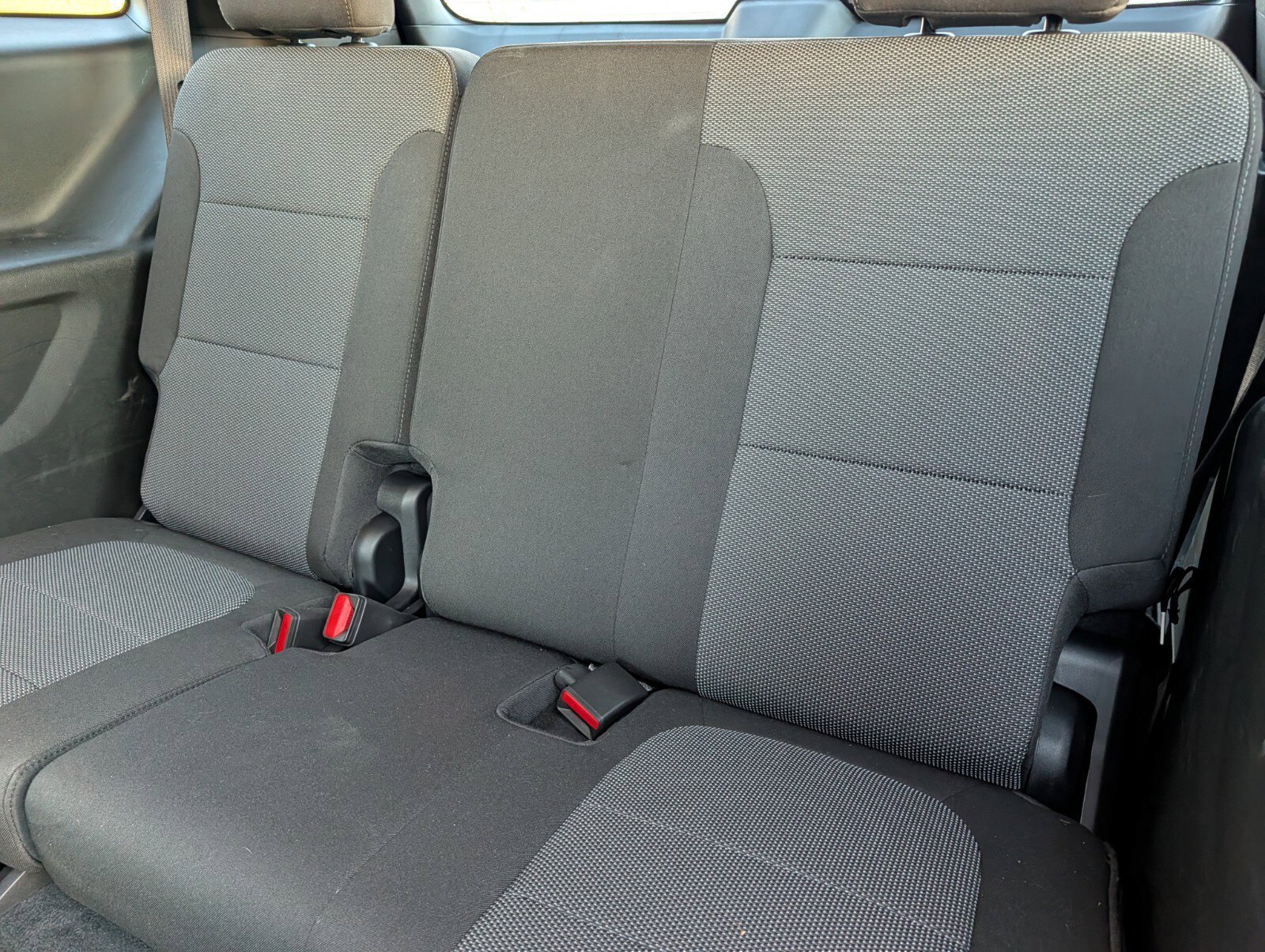 Used 2023 Chevrolet Traverse LT FWD image 23