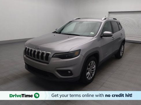 Used 2019 Jeep Cherokee Latitude Plus FWD image 1