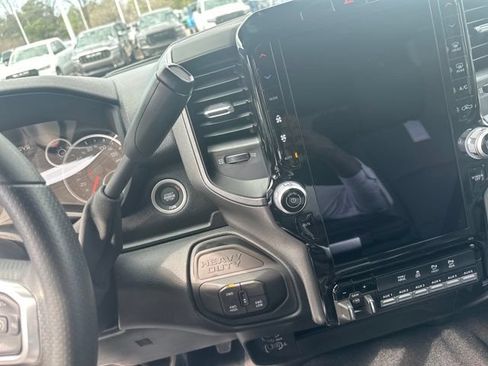 New 2026 RAM 2500 Tradesman AWD/4WD image 15