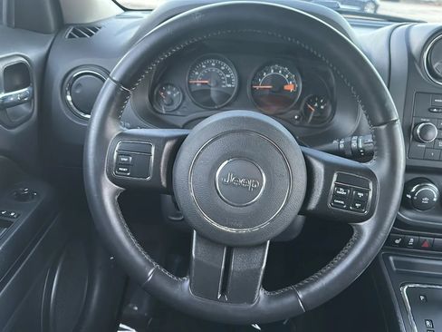 Used 2016 Jeep Patriot Latitude image 28