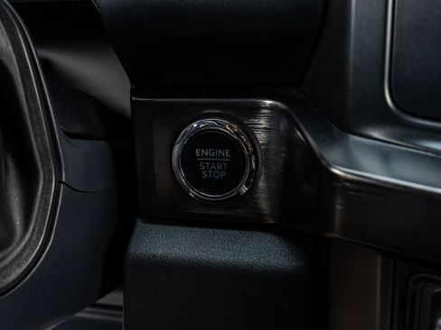 Used 2023 Ford F250 Lariat w/ Sport Appearance Package image 22