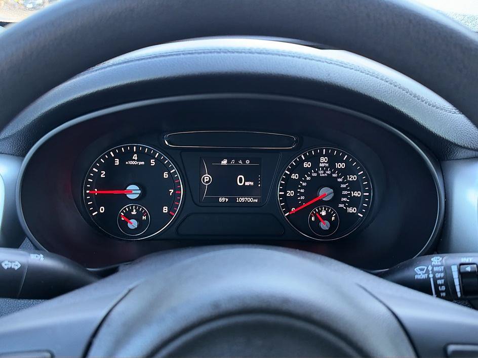 Used 2017 Kia Sorento AWD image 21