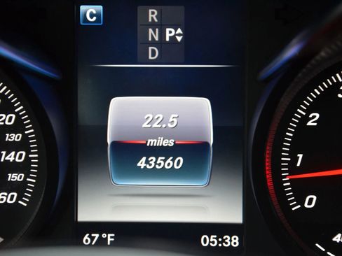 Used 2016 Mercedes-Benz C 300 Sedan w/ Premium 1 Package image 41