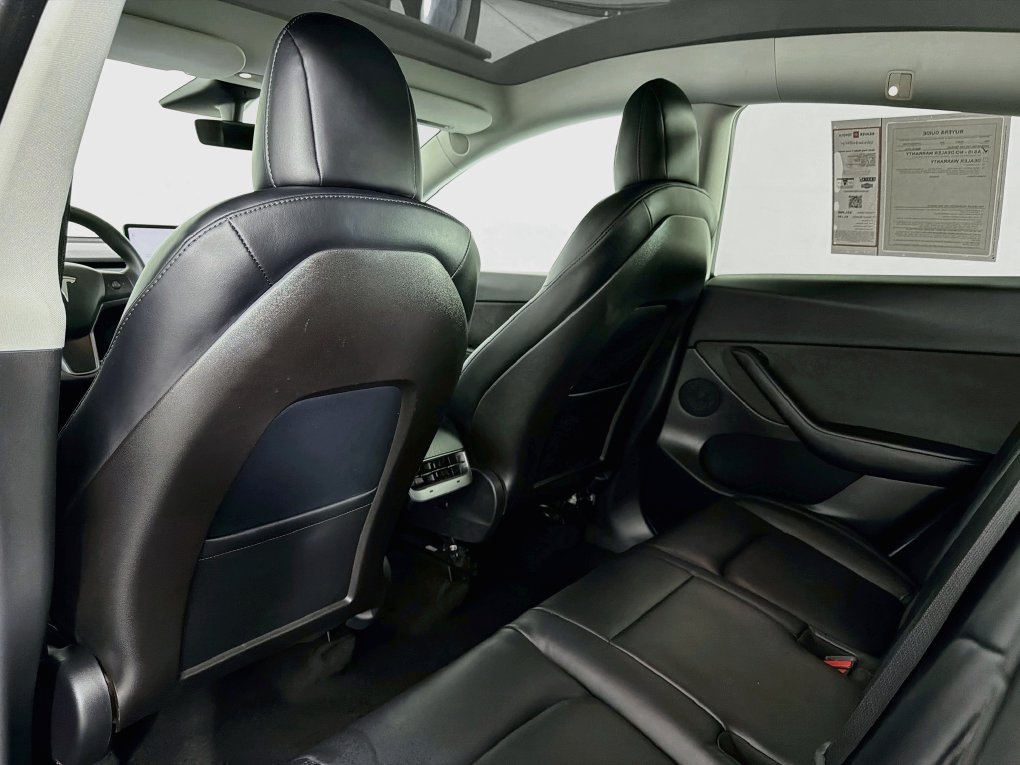 Used 2020 Tesla Model Y Long Range AWD/4WD image 29