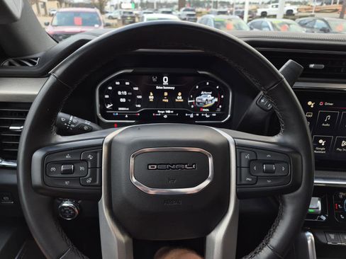 Used 2024 GMC Sierra 2500 Denali w/ Denali Reserve Package image 21