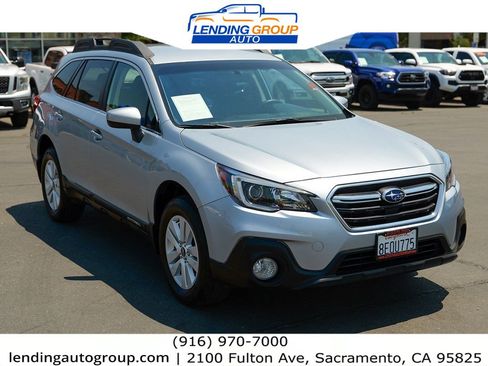 Used 2018 Subaru Outback 2.5i Premium image 3
