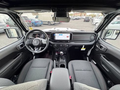 Used 2026 Jeep Wrangler Unlimited Rubicon w/ Safety Group AWD/4WD image 23