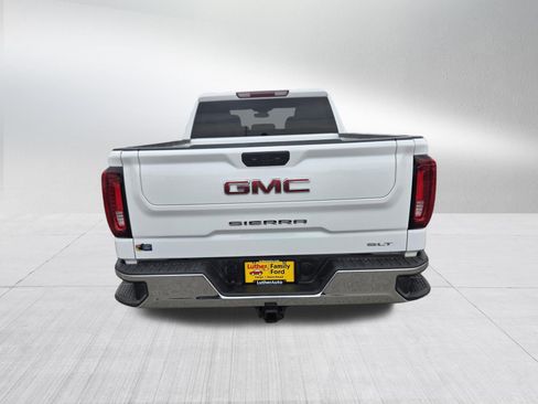 Used 2025 GMC Sierra 1500 SLT AWD/4WD image 6