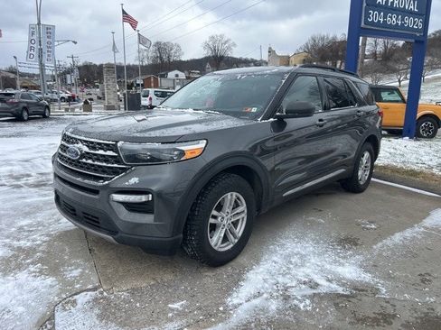 Used 2020 Ford Explorer XLT w/ Equipment Group 202A image 1