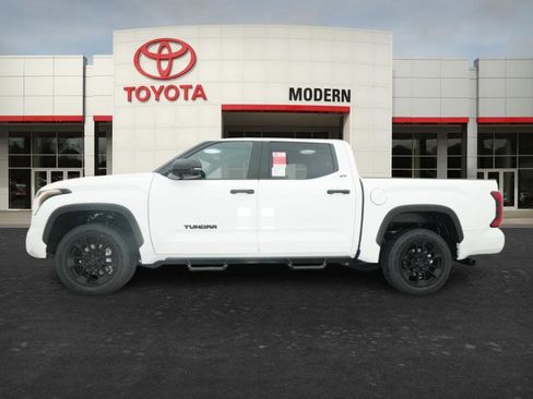 New 2026 Toyota Tundra SR5 image 3