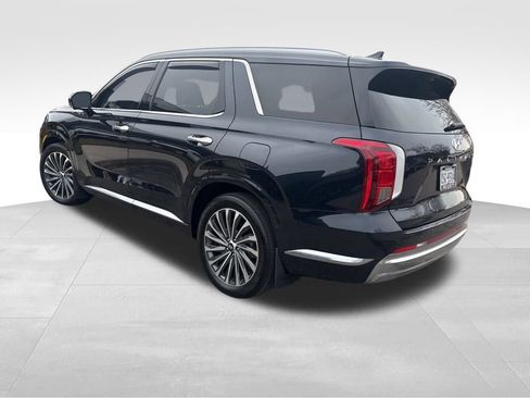 Used 2024 Hyundai Palisade Calligraphy image 15
