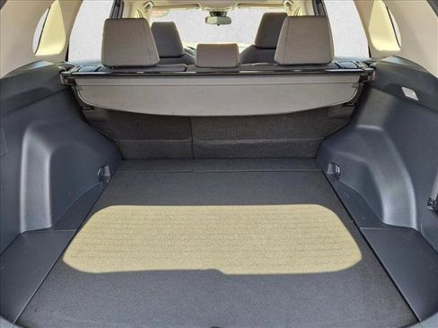 Certified 2019 Toyota RAV4 XLE FWD image 6