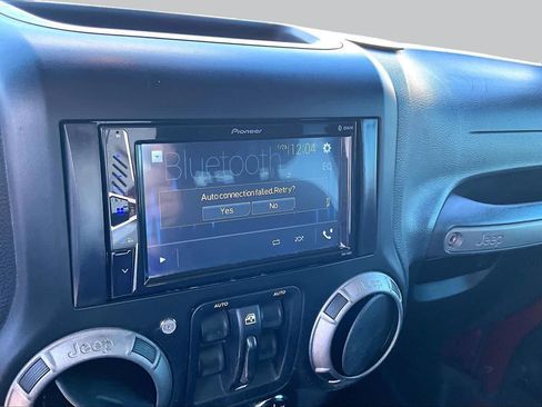 Used 2013 Jeep Wrangler Unlimited Sport AWD/4WD image 29