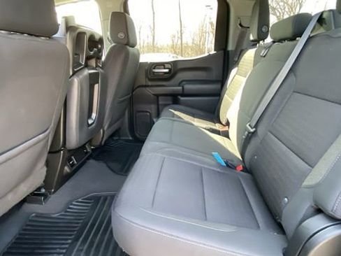 Used 2022 Chevrolet Silverado 1500 Custom Trail Boss w/ LPO, Dark Essentials Package image 32