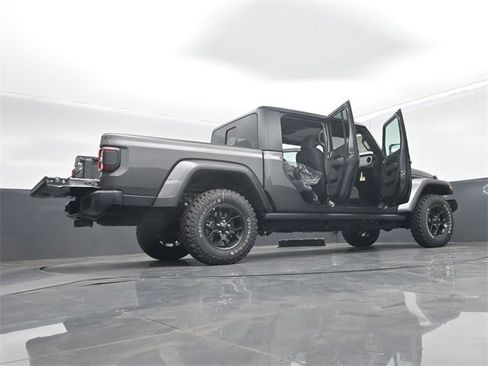 New 2026 Jeep Gladiator Willys image 70