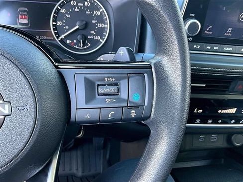 Used 2023 Nissan Rogue SV AWD/4WD image 11
