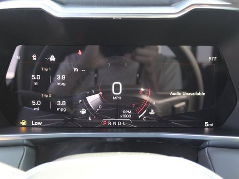 New 2026 GMC Canyon Elevation w/ Convenience Package image 9