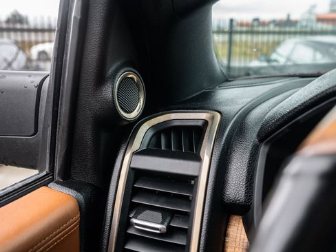 Used 2019 RAM 3500 Limited image 32