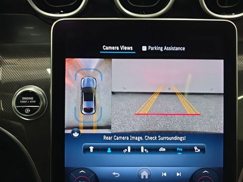 Used 2024 Mercedes-Benz GLC 300 4MATIC image 40