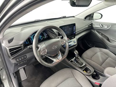 Used 2021 Hyundai Ioniq SEL FWD image 18