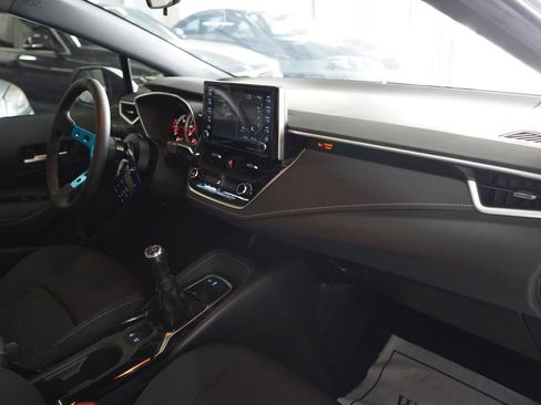 Used 2022 Toyota Corolla SE FWD image 16