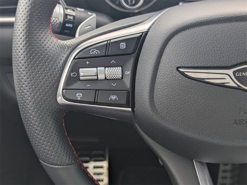 Used 2025 Genesis G70 2.5T w/ Sport Prestige Package image 21